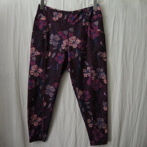 ProPlayer Leggings Magenta Floral Print w/ Pockets Cropped Length Plus Size 1X